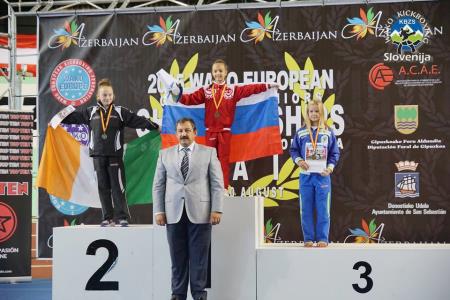 zala rozina_3.mesto-MF-stopničke